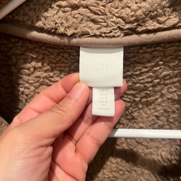 H&M Teddy Sherpa Jacket - Picture 2 of 2